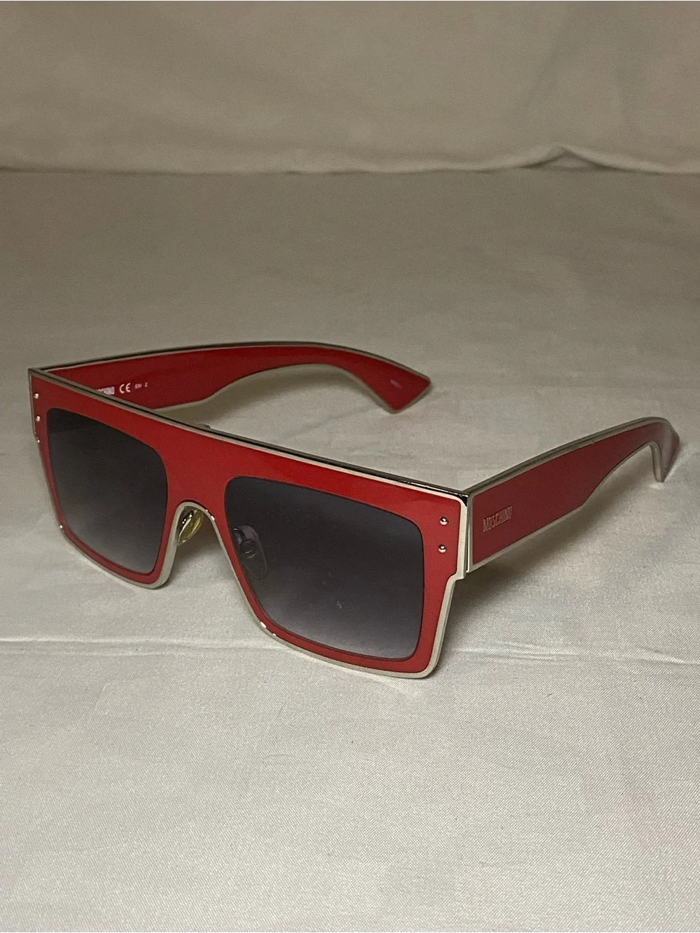 Moschino Red and Black Oversized Square Sunglasses
